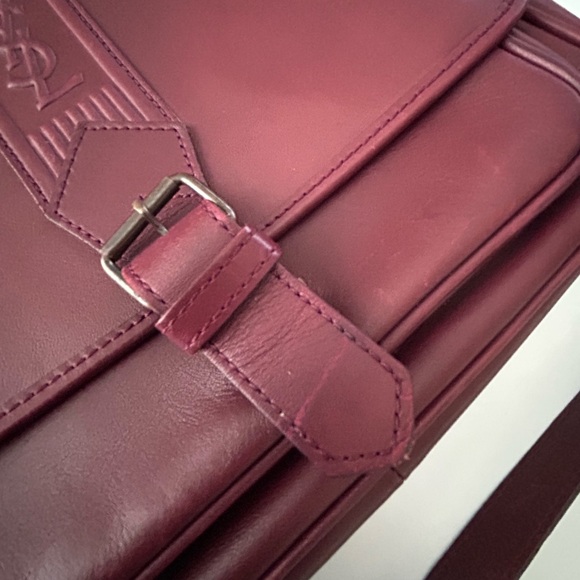 YSL Vintage Crossbody Bag - Picture 2 of 15